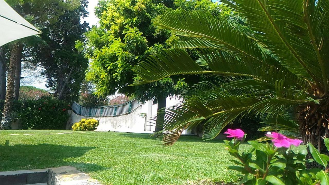 Villa Delle Muse Fontane Bianche Exterior foto